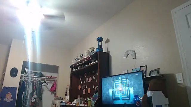 Snapshot of ManaB88 chatting on 04/29/26, 02:04 ManaB88 online show from 04/29/26, 02:04