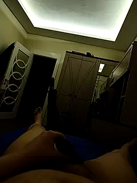 31cektirenbatuu online show from 02/17/25, 12:43