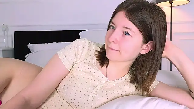 MoonAngelic online show from 03/14/25, 02:42