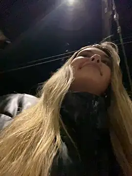 Snapshot of Odett_ chatting on 01/31/25, 02:37 Odett online show from 01/31/25, 02:37