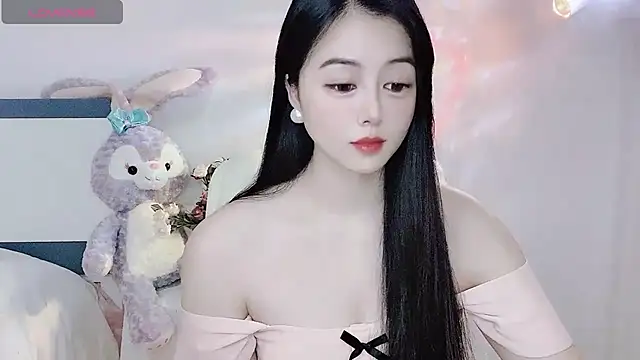 Lydia 170 online show from 01/04/25, 12:27