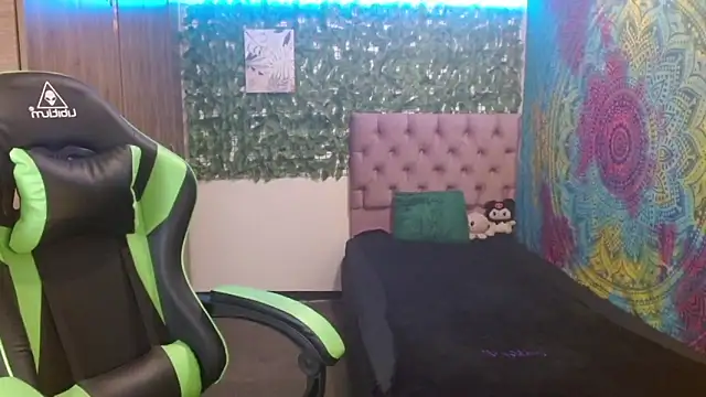 BurningVenus12 online show from 04/18/26, 12:25