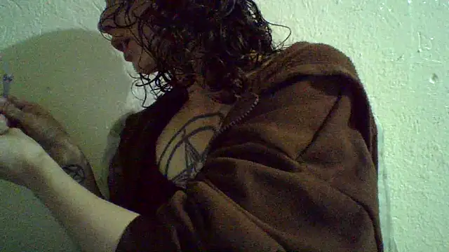 CELEna098rs707 online show from 04/16/26, 11:40