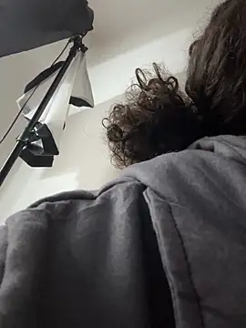 avans 15 online show from 02/02/25, 01:19