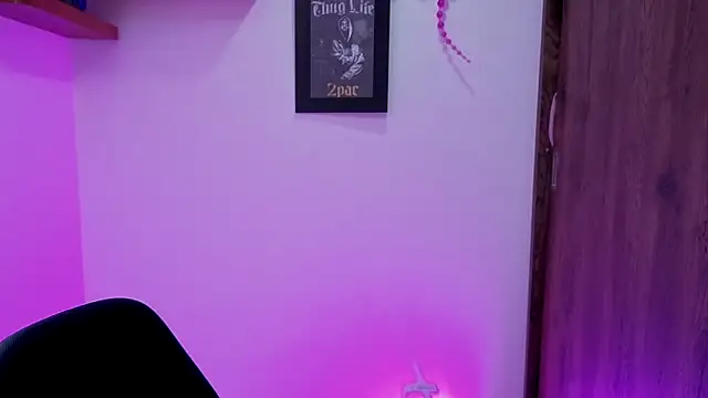 avans 15 online show from 10/17/25, 08:22