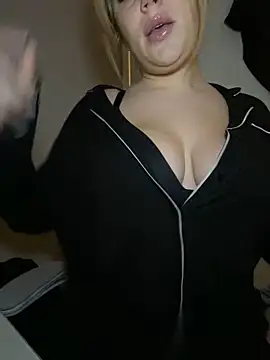 lilylush24 online show from 01/07/25, 08:03