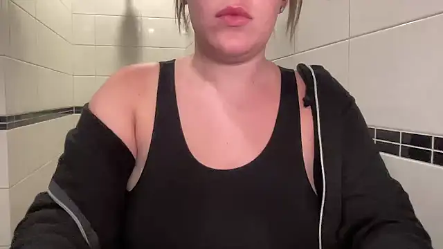 lilylush24 online show from 02/14/25, 03:05