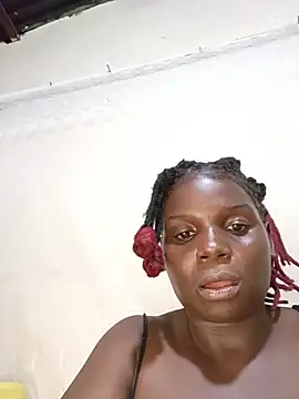 Snapshot of Soft_gal12 chatting on 05/27/26, 10:07 Soft gal12 online show from 05/27/26, 10:07