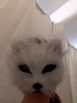 kleinelea123 online show from 03/18/25, 09:52