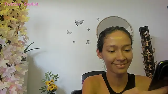Sophie sweett19 online show from 02/21/25, 08:05