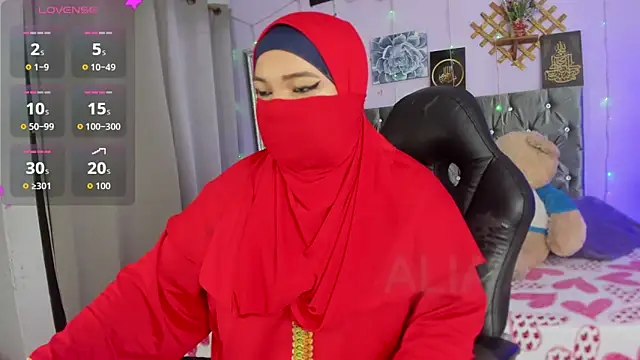 Snapshot of Falak-Yasin chatting on 06/05/26, 12:22 Falak-Yasin online show from 06/05/26, 12:22