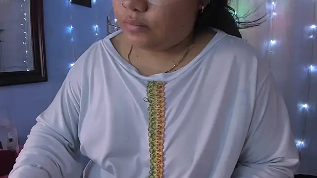 Snapshot of Falak-Yasin chatting on 06/20/26, 11:46 Falak-Yasin online show from 06/20/26, 11:46
