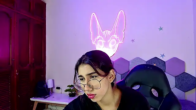 Horny tgn online show from 12/23/24, 01:03