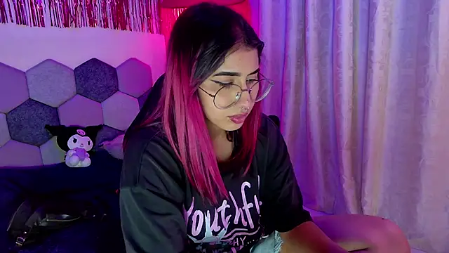 Horny tgn online show from 02/21/26, 06:31