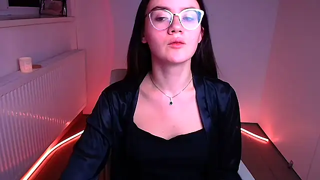 Snapshot of Josephine_jo chatting on 12/13/24, 07:36 Josephine jo online show from 12/13/24, 07:36