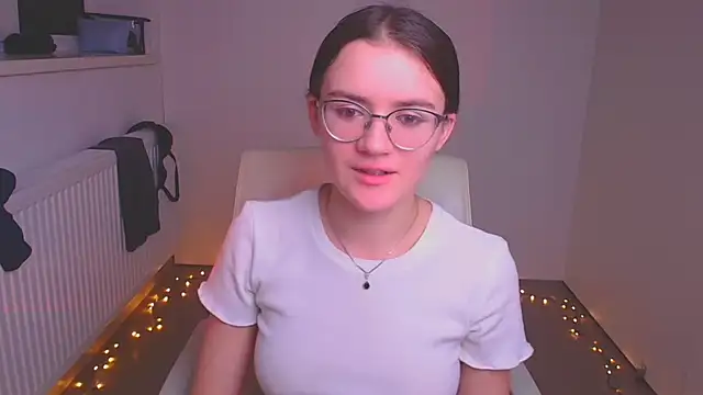 Snapshot of Josephine_jo chatting on 01/31/25, 10:52 Josephine jo online show from 01/31/25, 10:52