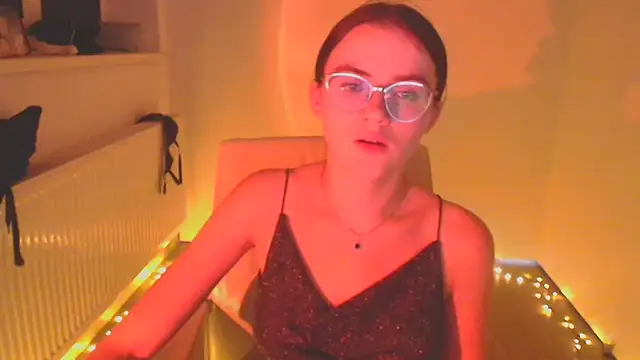Snapshot of Josephine_jo chatting on 02/01/25, 04:56 Josephine jo online show from 02/01/25, 04:56