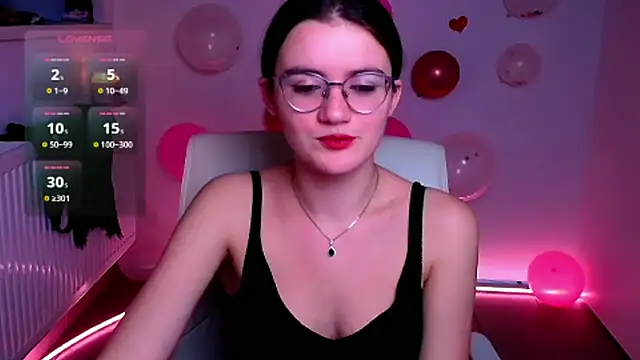 Snapshot of Josephine_jo chatting on 02/16/25, 11:05 Josephine jo online show from 02/16/25, 11:05