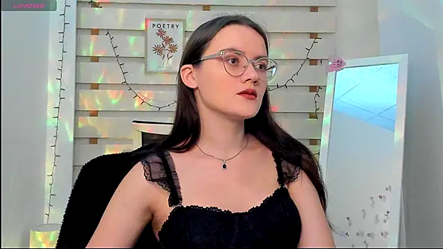 Snapshot of Josephine_jo chatting on 09/28/25, 03:39 Josephine jo online show from 09/28/25, 03:39