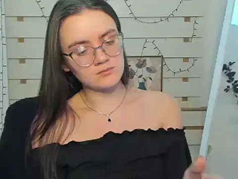 Josephine jo online show from 11/18/25, 10:36