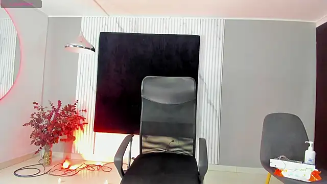 ebonydreams01 online show from 09/27/25, 11:59