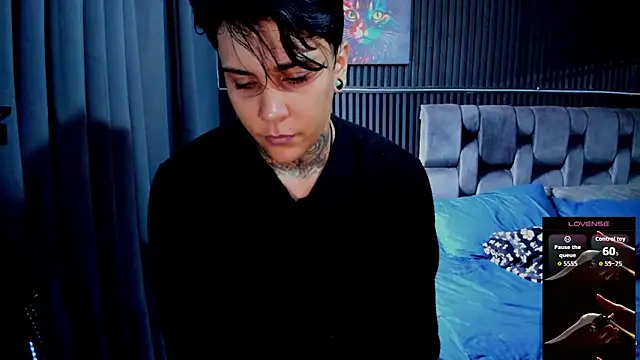 ZhoeStrong online show from 11/27/25, 08:33