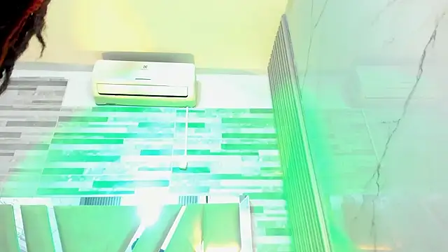 Snapshot of ebony_march chatting on 12/02/25, 06:36 ebony march online show from 12/02/25, 06:36