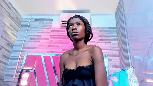 Snapshot of ebony_march chatting on 12/04/25, 06:38 ebony march online show from 12/04/25, 06:38