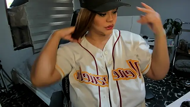 Snapshot of cattleya_campbell chatting on 09/12/25, 09:59 cattleya campbell online show from 09/12/25, 09:59
