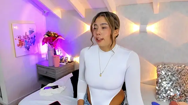 Martina Miiller online show from 03/16/26, 12:53