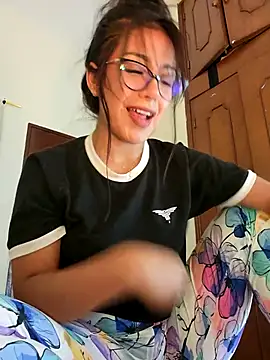 Lau1127 online show from 10/25/25, 03:25