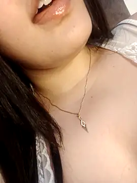 im here- online show from 10/22/25, 12:33