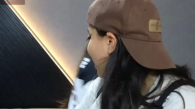 Laia and Aloby online show from 03/02/26, 10:05