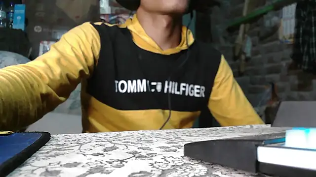 Dreamdaze2025 online show from 04/09/26, 06:24