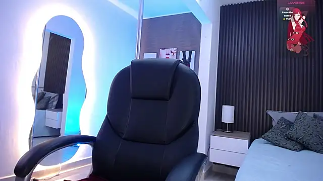 natasha  jackson online show from 10/22/25, 12:38