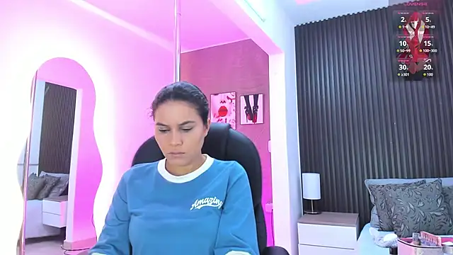 natasha  jackson online show from 11/08/25, 12:27