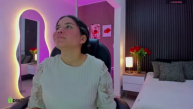 natasha  jackson online show from 03/26/26, 01:28