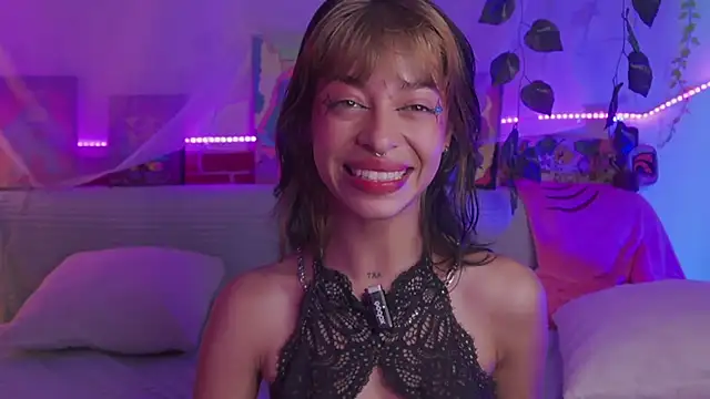 Kitty arts online show from 01/16/25, 10:44