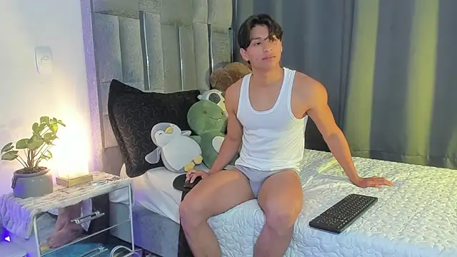 All3ssandr0 online show from 02/17/26, 01:07