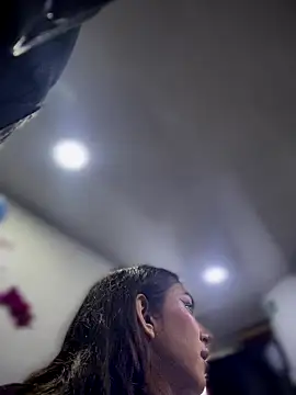 Nikol Rang   online show from 09/10/25, 10:10