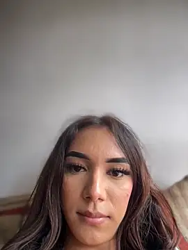 Nikol Rang   online show from 11/10/25, 05:01