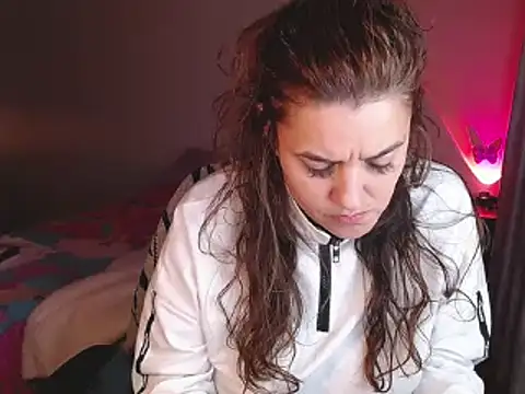 Lu perez online show from 03/04/25, 11:00