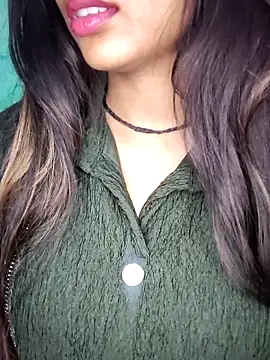 Sreya213 online show from 12/29/24, 09:39