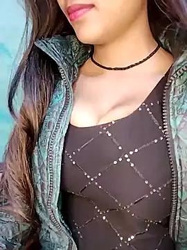 Sreya213 online show from 01/06/25, 10:24