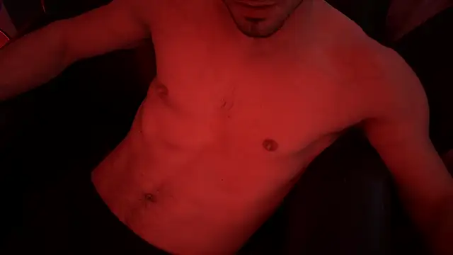 Snapshot of hot_shot_13 chatting on 01/16/25, 04:07 hot shot 13 online show from 01/16/25, 04:07