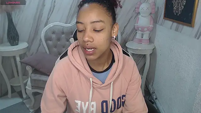 Violeth b online show from 03/14/25, 12:40