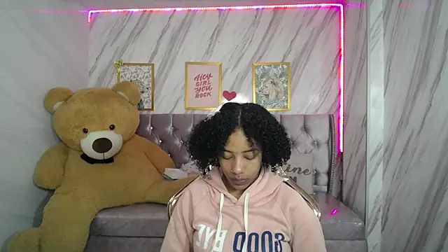 Violeth b online show from 09/19/25, 12:50