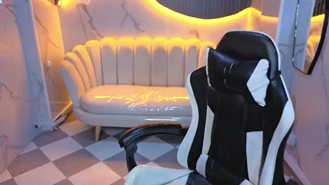 Violeth b online show from 02/17/26, 12:45