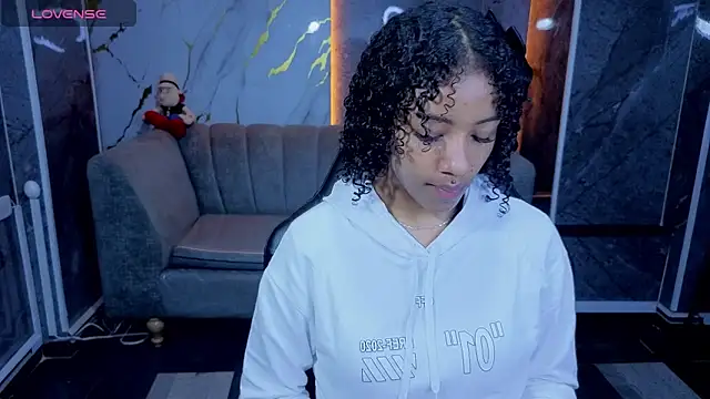 Violeth b online show from 04/17/26, 12:52