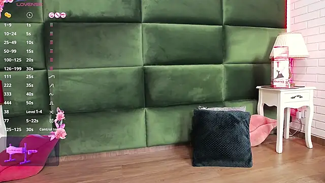 SelenSummer online show from 09/25/25, 04:16